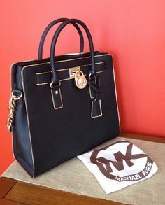 #CelebrateWith Let Michael Kors Hamilton Specchio Large Black Totes With High Quality And Fast Delivery Bring You Wonderful