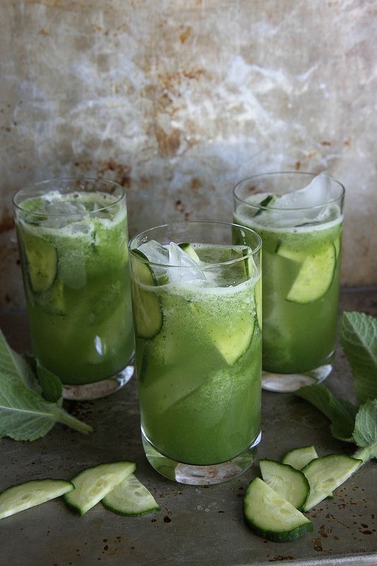 Cucumber Mint Gin Coolers :