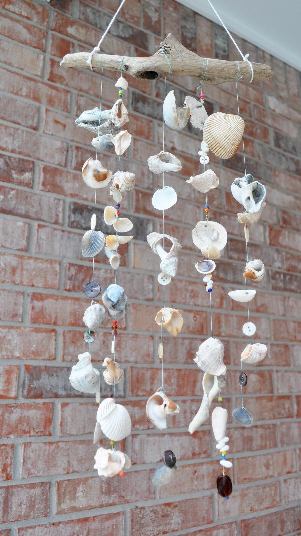 Seashell Crafts To Make | Sally Lee by the Sea Coastal Lifestyle Blog: {DIY} Coastal Mobile