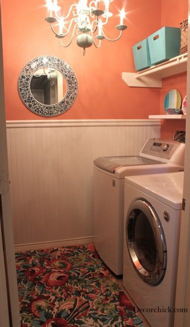 Such a cute laundry room! I