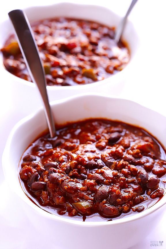 5 Ingredient beef or turkey Chili  — just 5 minutes of prep, too. Works for Phase 1 or Phase 3.
