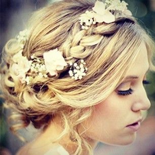 All The Boho Wedding Inspiration You Could Possibly Need | Hair | Flowers