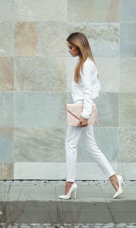 All white with a a bit of blush… Try also: gold, red, hot pink, or navy por this look