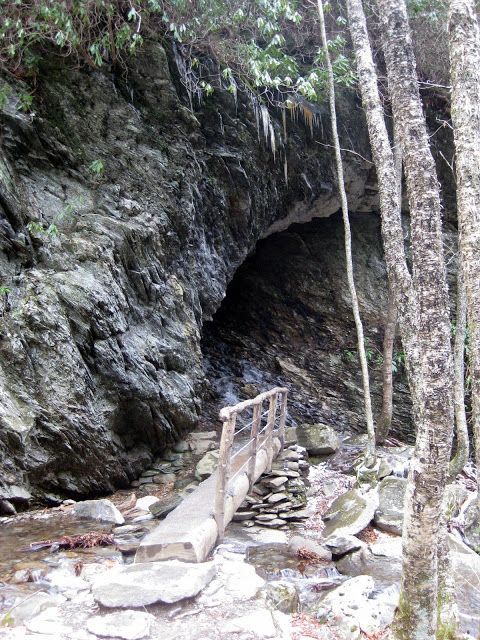 Alum Cave Trail, Smoky Mountains, Gatlinburg, Tennessee – Thinking of doing this trail next.  The distance is farther than the