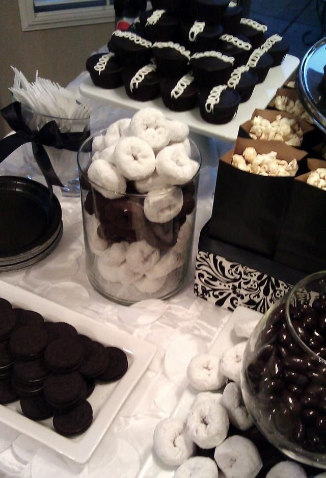 black and white dessert table  @Sophia Kassim omg we need to do this and have a party!!!!!
