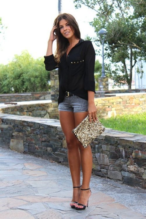 Cute summer date outfit.