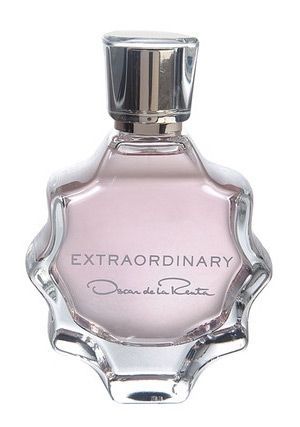 Extraordinary Oscar de la Renta for women…. The design house of Oscar de la Renta reveals the new perfume called Extraordinary