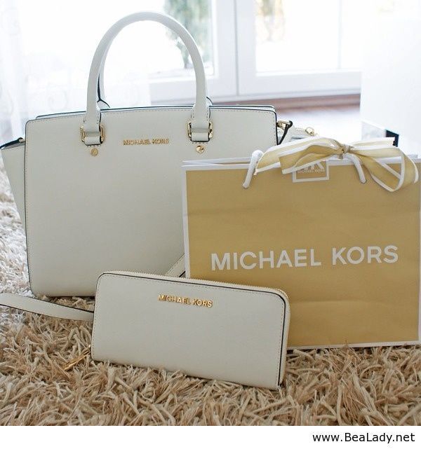 Im gonna love this site! So Cheap!! discount site!!Check it out!! it is so cool. M-K bags. #Michael Kors #purse #handbags #outlet
