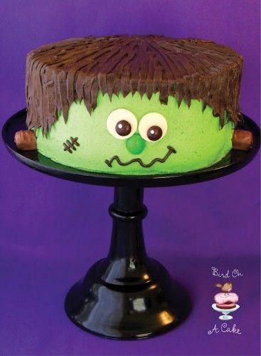 M, candy melts and Twix bars bring this Frankenstein cake to life. Doesnt he look amazing?  10 Fabulous Halloween Cakes and