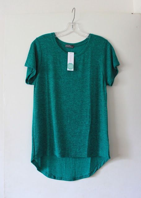 Market & Spruce Sam Hi-Lo Short Sleeve Tee in teal green. Summer staple, super soft tshirt, beautiful color! Fits many styles,