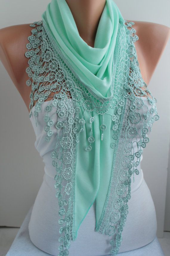 Mint Cotton Lace Triangle Shawl Scarf  – Cowl with Lace Edge – Womens Fashion Accessories DIDUCI – This is not a tutorial but it