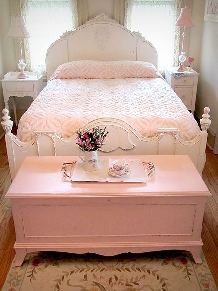 shabby chic feminine bedroom  | related posts 17 stirring minimalist bedroom interior design images 16 …