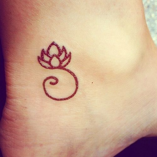 Small red lotus. This symbolizes the original nature of the heart (hrdaya). It is the lotus of love, compassion, passion, activity