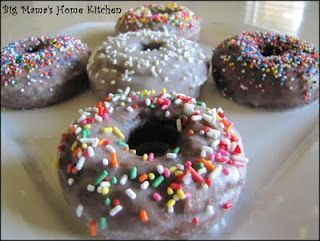 SUPER easy doughnut recipe! using cake mix—So excited to find this!  The donut mix is $12 a box, this looks better!!