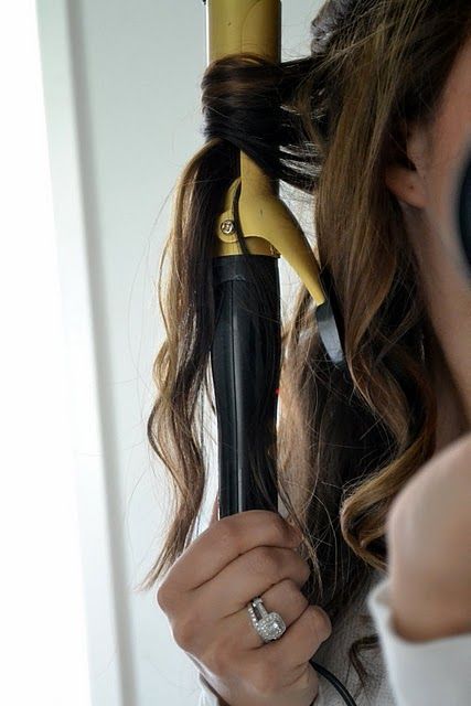 This totally works !want all my clients to pin!!!:)  How to Curl Your Hair: Wavy Curls