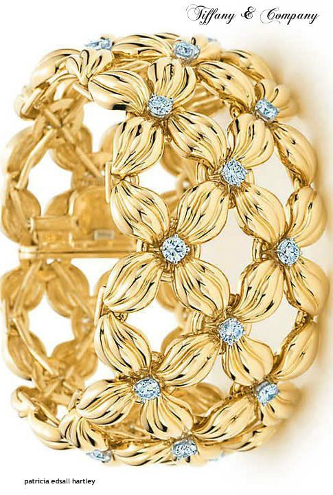 Tiffany & Co. | Item | Return to Tiffany? mini double heart tag pendant in silver with enamel finish.  #jewellery Tiffany #Tiffany