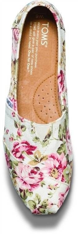 TOMS shoes. They are beautiful. Holy cow, some less than $19, Im gonna love this site!