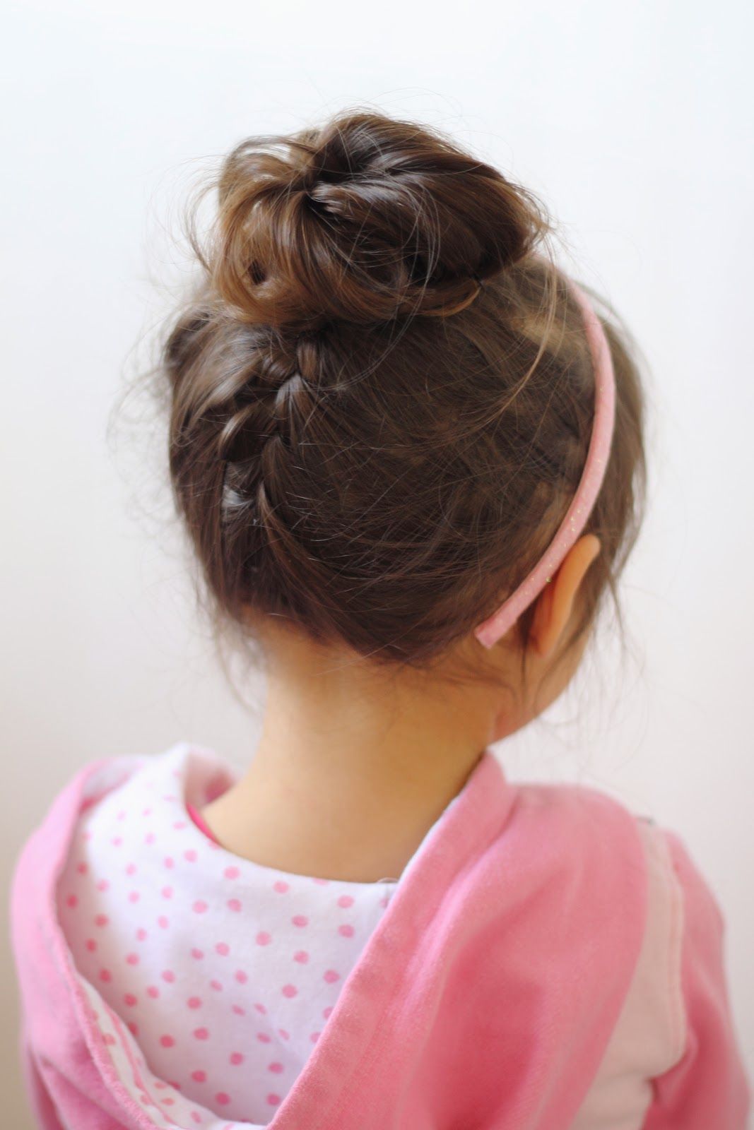 16 Toddler hair styles to mix up the pony tail and simple braids.  dutch braids, french braid, side pony tail, braided pony, messy
