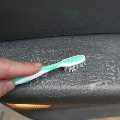 23 Ways To Actually Deep Clean Your Car