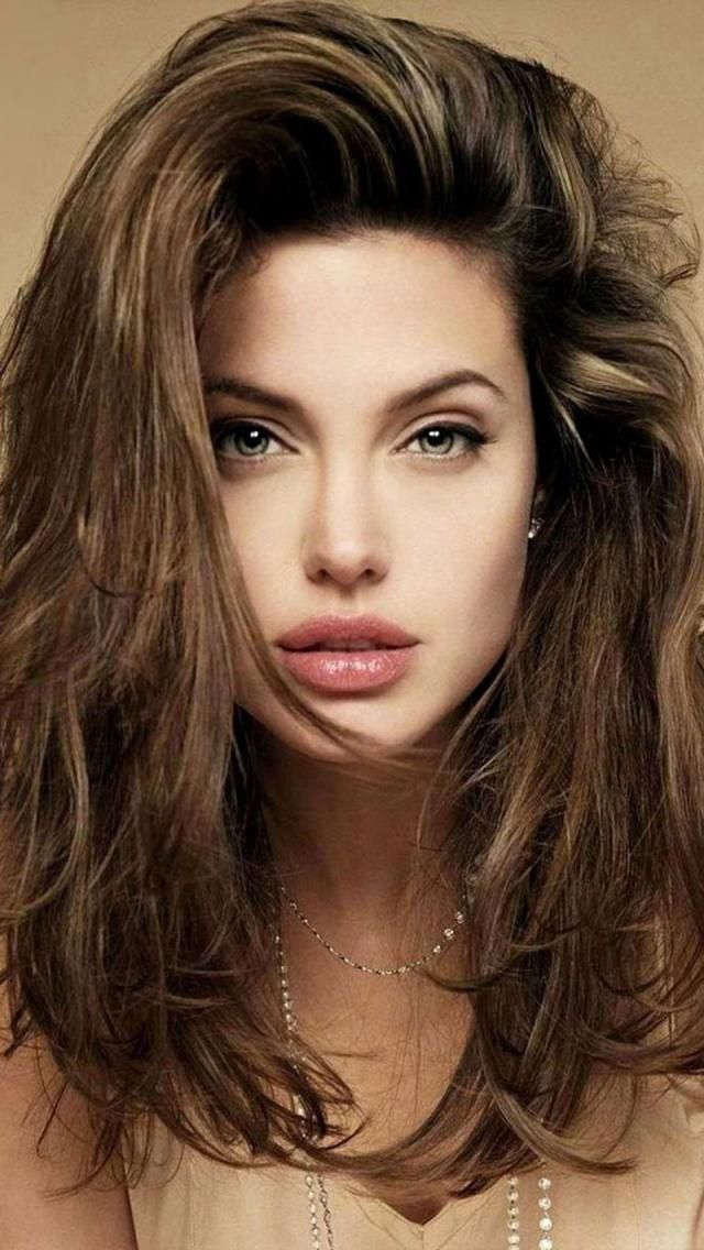 Angelina Jolie – Long Hair | Makeup | Hair Extensions | Hair Color | Beautiful Women | Sexy Girls | Ciao Bella Hair | Venus Hair |
