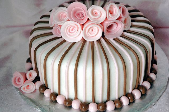 Beautiful cake.