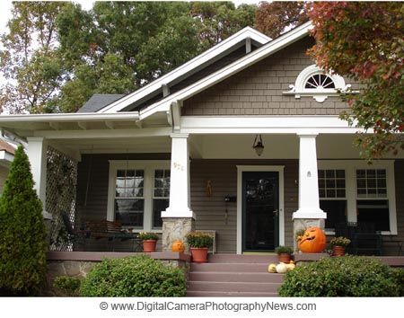 Craftsman Bungalow. Im really loving this home. Looking to downsize in a couple of years and this just might be perfect.