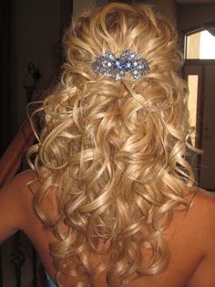 curly for Danielles wedding #hairstyles
