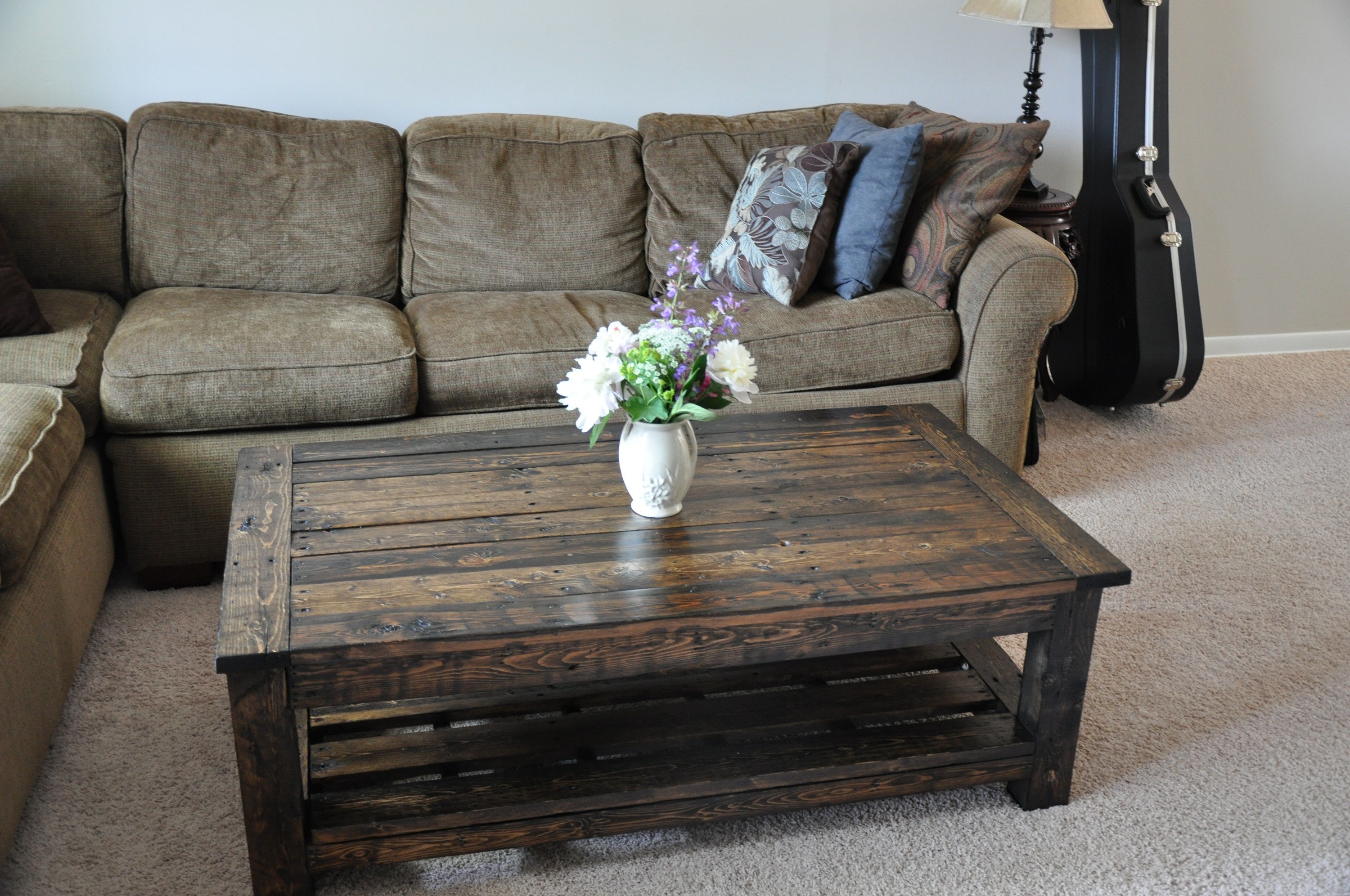 dark wood coffee table | coffee table pattern with added magazine rack. We used pallet wood …
