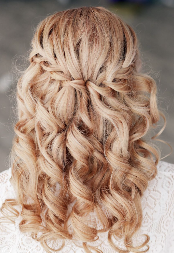 exactly what I want my hair to look like on our wedding day!