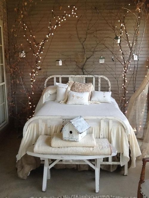 How To Use String Lights For Your Bedroom: 32 Ideas | DigsDigs