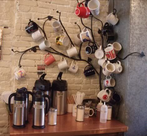 Insanely cool coffee mug tree! If you were into that sort of thing you could probably craft something similar in your shop. Im not