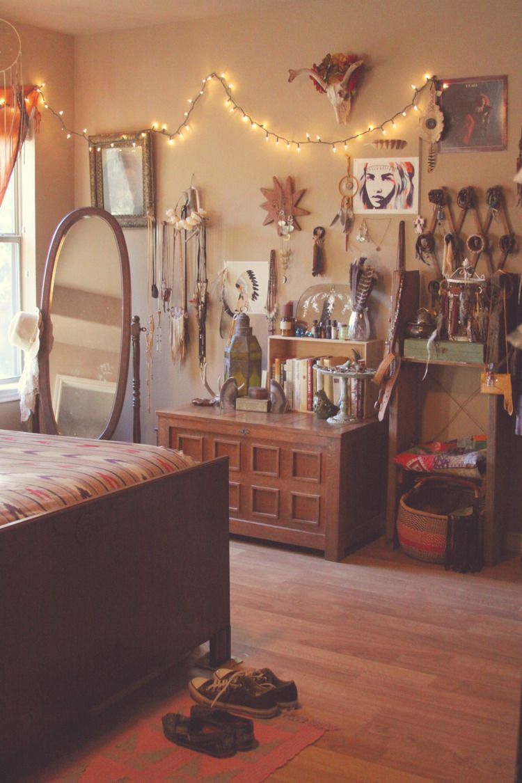Laura of Roots and Feathers Boho Bedroom. I like how she uses the hat wrack for her bracelets.
