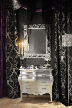 M Magazine upscale Halloween decor    Love this Gothic themed bathroom too!