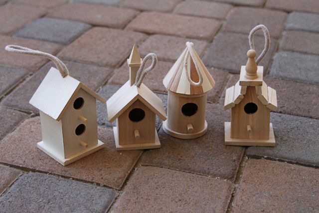Miniature birdhouses from Michaels for a fairy village – tutorial