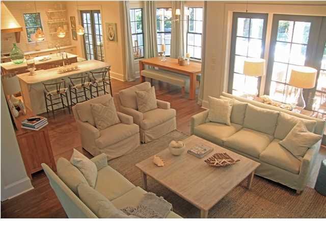 Open Concept Layout: Love the dining nook. Would be awesome with built in benches with storage.