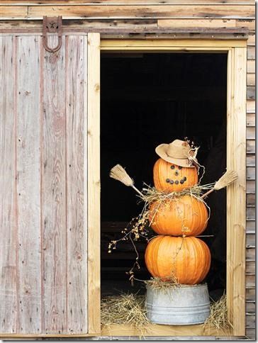 pumpkin man and other great Fall decorating