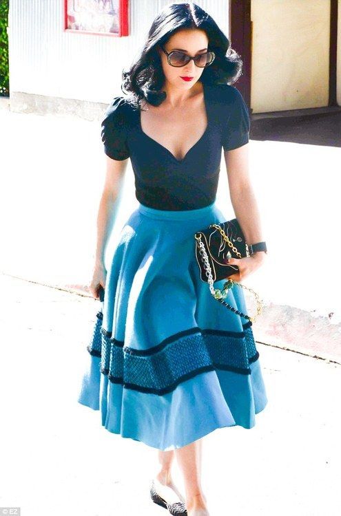 Retro skirt and perfect capped sleeves!:: Dita Von Teese Style Inspiration:: Vintage Fashion:: Pin Up Style:: Retro