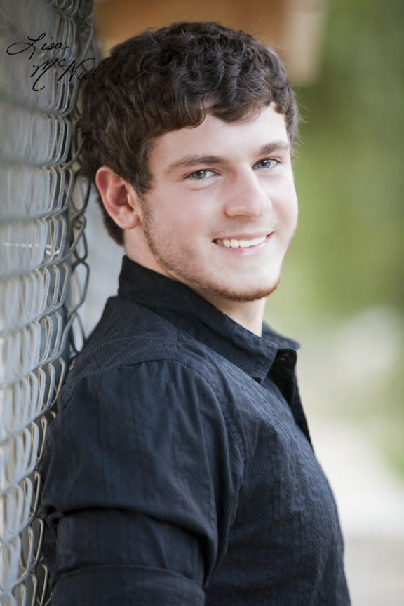 senior pictures, guys, boys, football, athlete, photography, Click the pic for more ideas, portraits, men, field, country, urban,