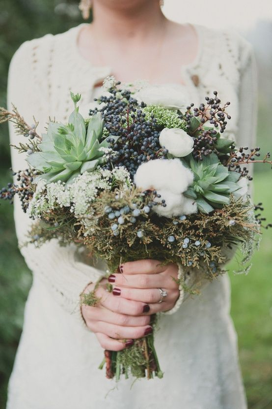 Succulent bouquet. I like this mix with the dried flowers. I also like these kind of boisterous bouquets instead of the tight