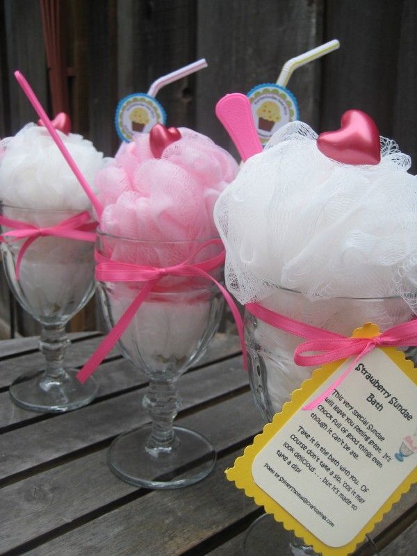 This seems like cute inexpensive party favor!! Adorable party favours for the ladies, maybe a cute bachelorette party idea…