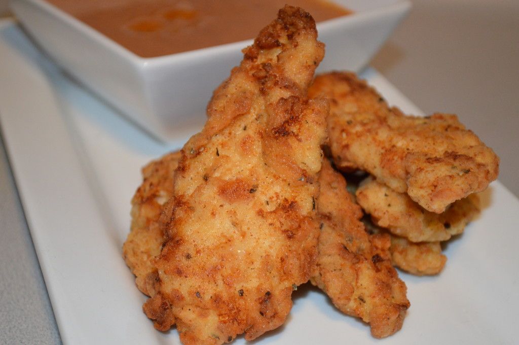 Time to find a new Chick-Fil-A knock-off recipe. Heres recipe #1! It uses lots of spices I know arent in CFA batter.