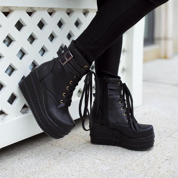 Womens Platform Wedges Buckle Decor Lace Up Ankle Boots Punk Goth Creeper Shoes #PlatformsWedges
