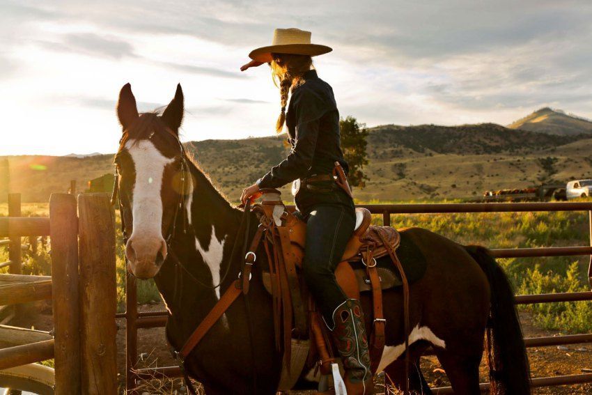 A day in the life of a horse wrangler. Mountain Sky Ranch / Crafted in Carhartt