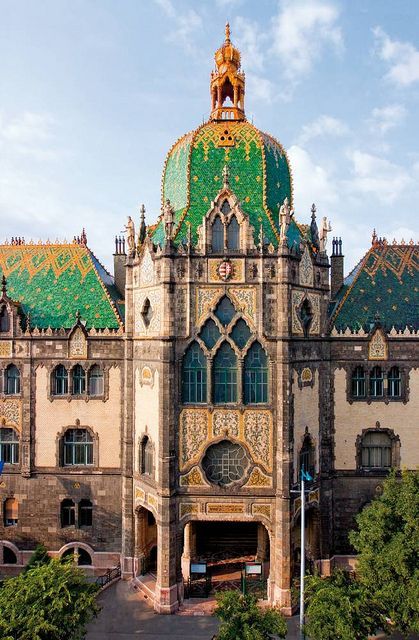 Art Nouveau architecture, Museum of Applied Arts, Budapest, Hungary  Looks like I am heading there when I go to Budapest.