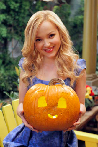 Disney Channel Stars Share Their Halloween Pumpkins! Dove Cameron who plays a main character on Liv & Maddie, took a cute approach