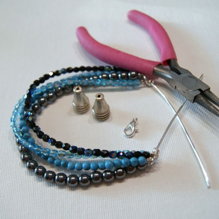 DIY Twisted Bead Bracelet  at Crafts Unleashed
