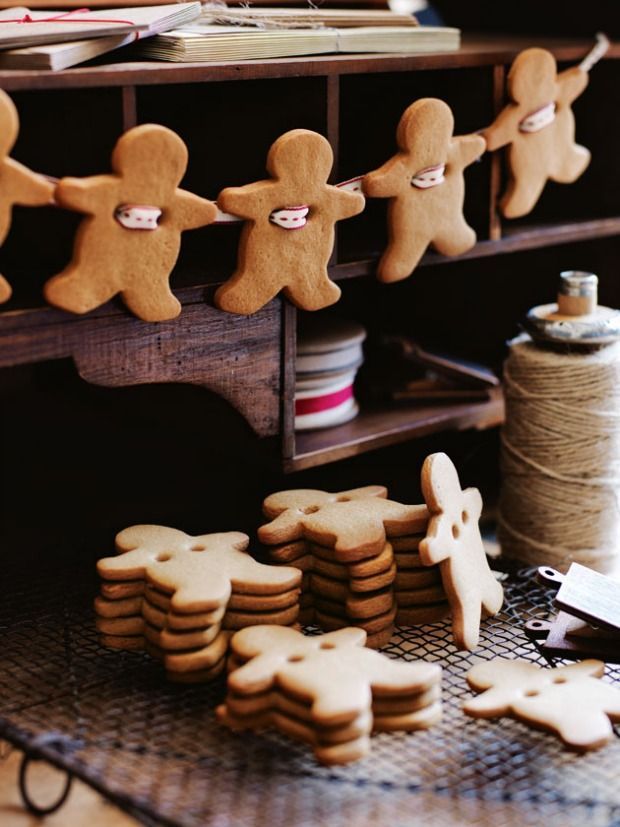Gingerbread Men Garland : 100 Days of Homemade Holiday Inspiration – Hoosier Homemade
