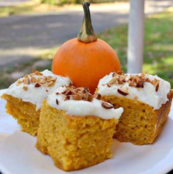 Greek yogurt pumpkin cake- also recipe for healthy mini pumpkin cupcake/pies and healthy pumpkin cookies- all from scratch :)
