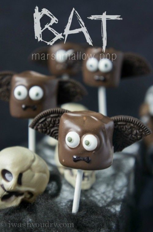 Halloween party treats / food: Bat Halloween Marshmallow Pop