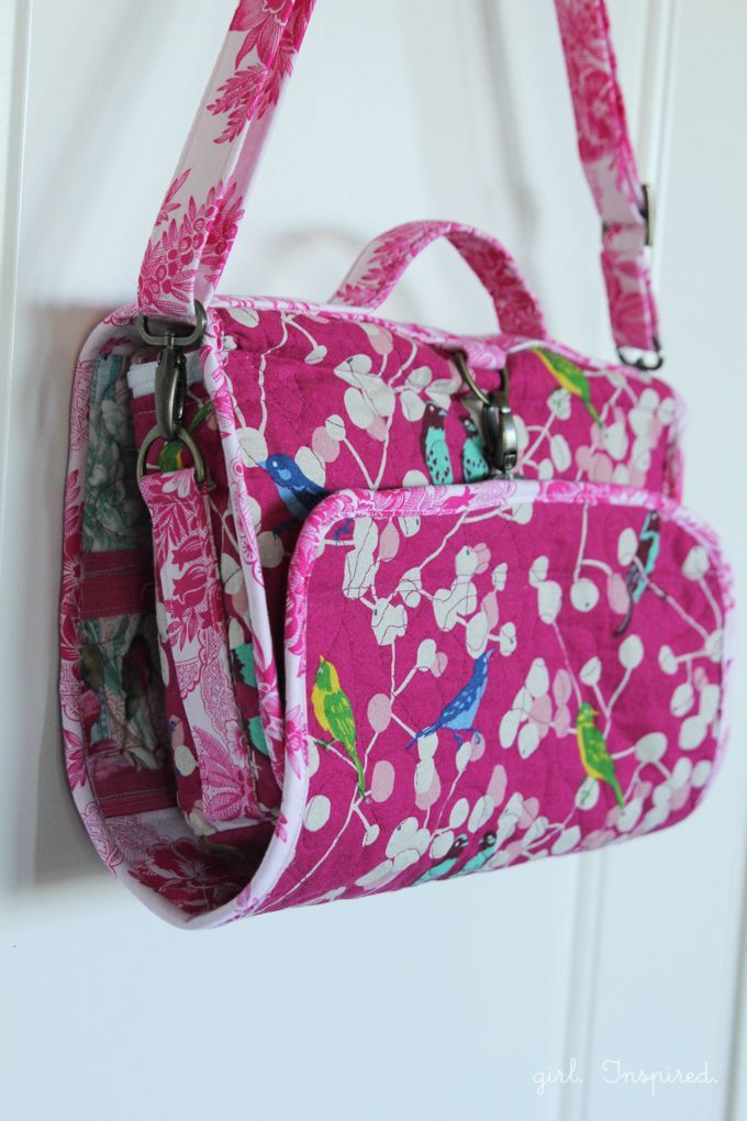 Hanging Cosmetics Bag – a great sewing project with zippers, vinyl, hardware, and pockets to fit everything!
